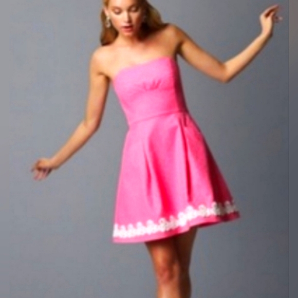 Lilly Pulitzer Dresses & Skirts - Lilly Pulitzer Pink Blossom Jacquard dress with pockets Size 4